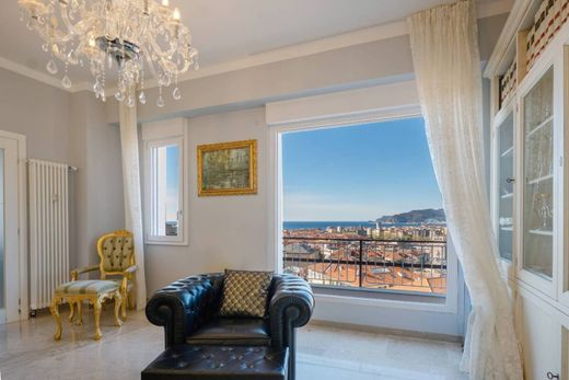 Penthouse in Savona, Provincia di Savona