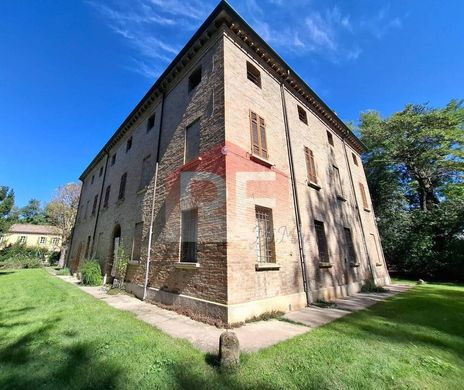 Maison de luxe à Ravenne, Émilie-Romagne