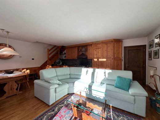 Bormio, Provincia di Sondrioのアパートメント