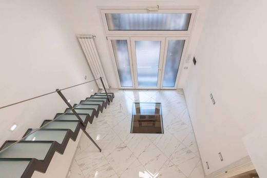 Apartment in Milan, Lombardy
