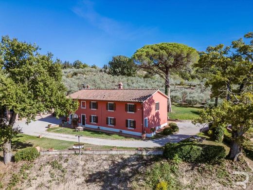 Country House in Castelfiorentino, Florence