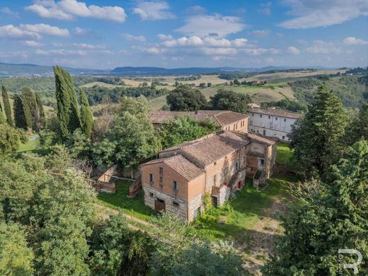 Country House in Asciano, Province of Siena