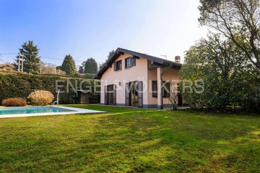 Villa - Vergiate, Provincia di Varese