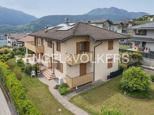 Villa à Tenna, Trente
