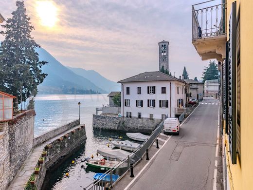 ﺷﻘﺔ ﻓﻲ Carate Urio, Provincia di Como