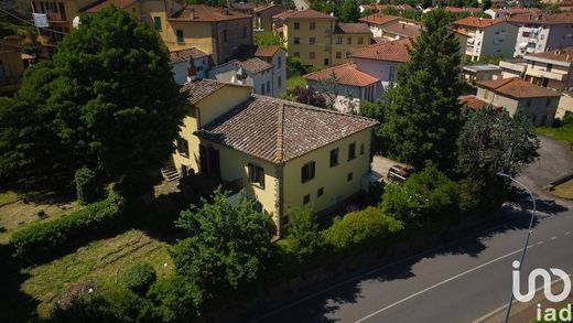 Villa in Monte San Savino, Province of Arezzo