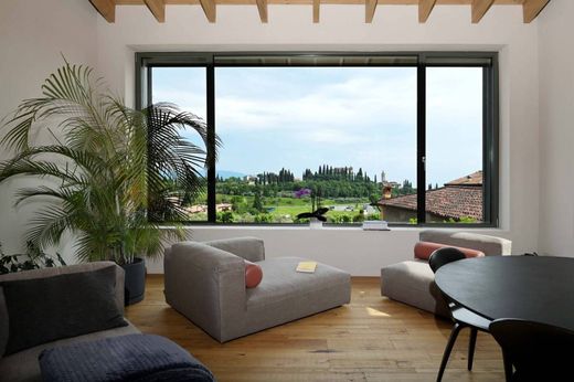 Casa de lujo en Toscolano Maderno, Provincia di Brescia