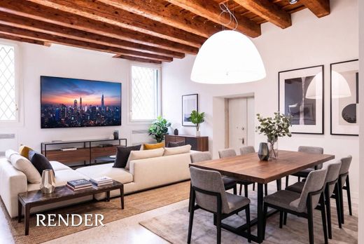 Apartment / Etagenwohnung in Vicenza, Provincia di Vicenza