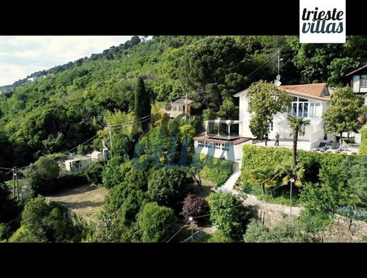 别墅  的里雅斯特, 的里雅斯特省