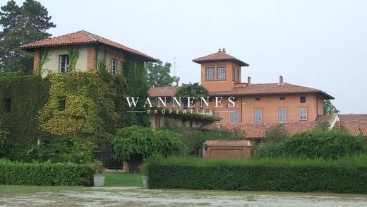 Villa a Moncrivello, Vercelli