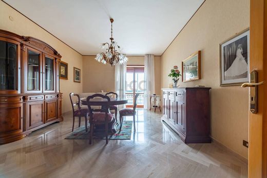 Apartment / Etagenwohnung in Monopoli, Bari