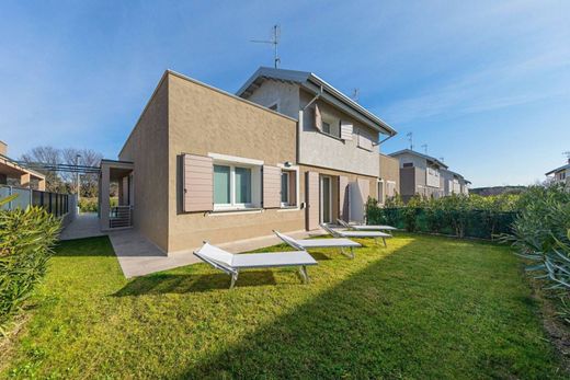 ‏וילה ב  Sirmione, Provincia di Brescia