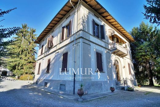 Villa Coreglia Antelminelli, Lucca ilçesinde
