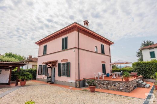 Villa in Capannori, Provincia di Lucca