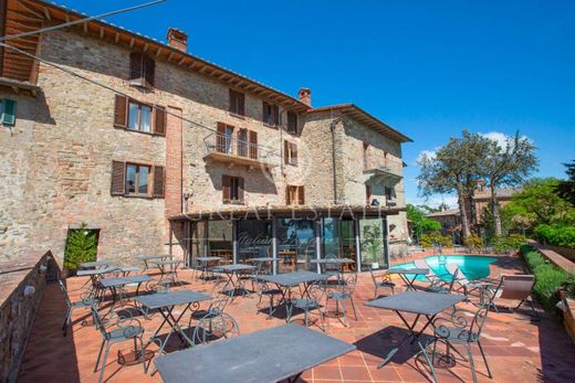 Landhuis in Passignano sul Trasimeno, Provincia di Perugia