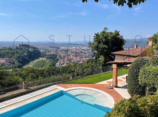 Villa in Brescia, Provincia di Brescia