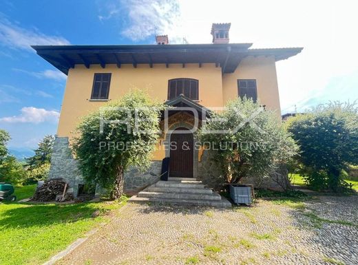 Villa - Taino, Provincia di Varese