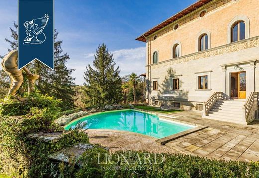 Penthouse in Vicchio, Florence