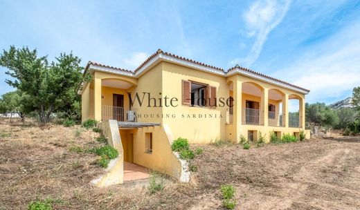 Villa a Arzachena, Sassari