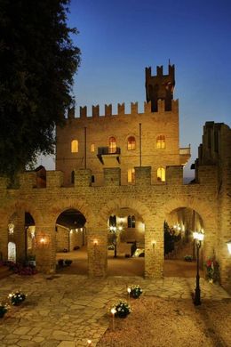 Castello a Tavoleto, Pesaro e Urbino