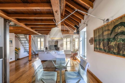 Apartment / Etagenwohnung in Laigueglia, Provincia di Savona