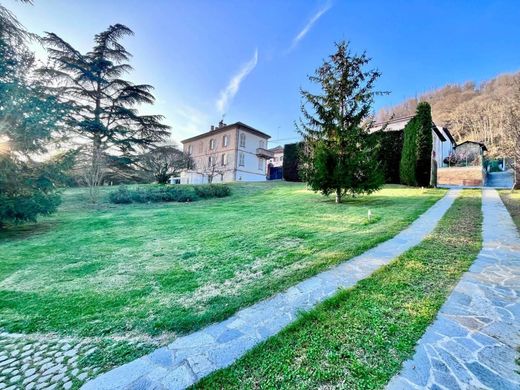 Загородный Дом, Belveglio, Provincia di Asti