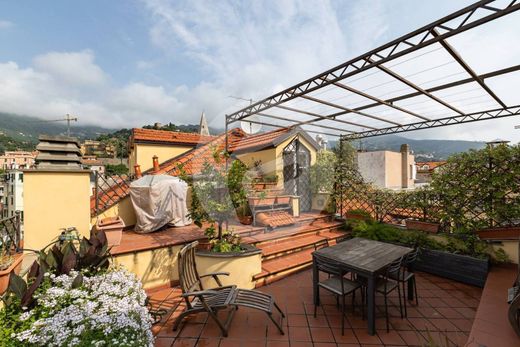 Alassio, Provincia di Savonaのペントハウス
