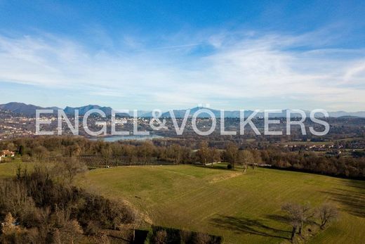 Farm in Galliate Lombardo, Provincia di Varese