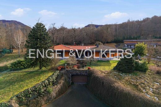 Villa in Brinzio, Provincia di Varese