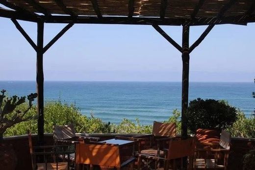 Villa a Sabaudia, Latina
