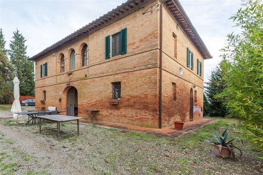 Country House in Siena, Province of Siena