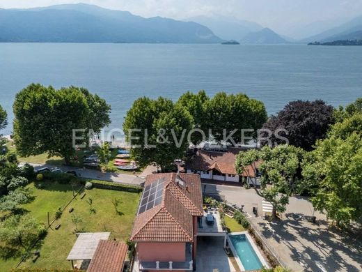 Вилла, Laveno, Provincia di Varese