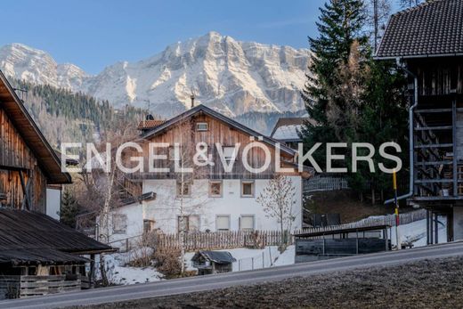 Appartement à San Martino in Badia, Province autonome de Bolzano