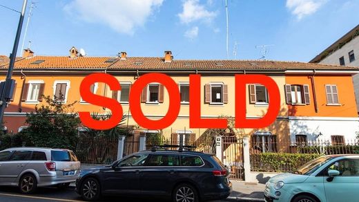 Villetta a Schiera a Milano, Lombardia