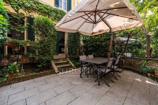 Villa a Milano, Lombardia