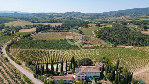 Köy evi San Gimignano, Siena ilçesinde