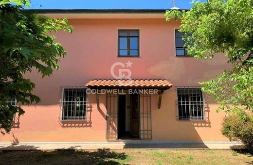 Villa a Camaiore, Lucca