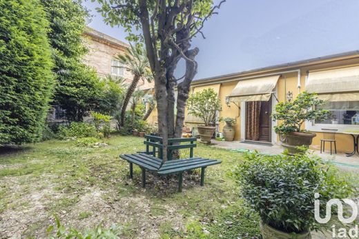 Luxus-Haus in Fermo, Province of Fermo