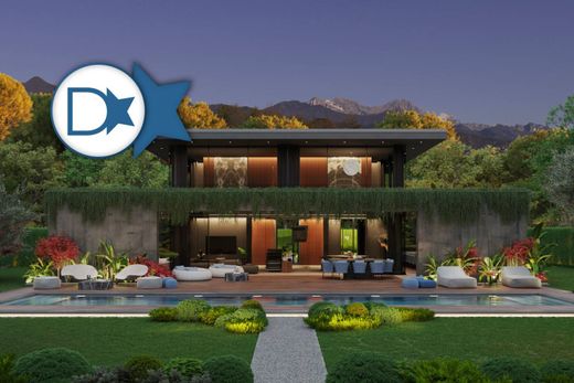 Villa a Forte dei Marmi, Lucca