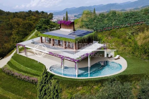 Villa in Montignoso, Provincia di Massa-Carrara