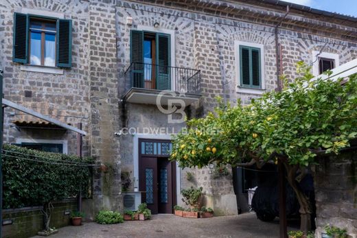 Luxury home in Caserta, Provincia di Caserta