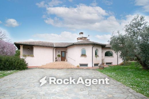 Villa in Canale Monterano, Rome