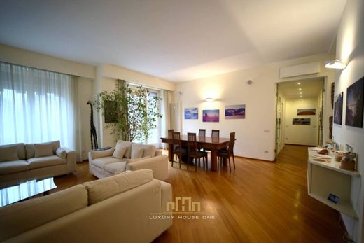 Appartement in Milaan, Città metropolitana di Milano