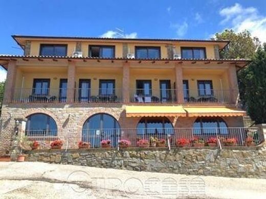 Hotel in Tuoro sul Trasimeno, Provincia di Perugia