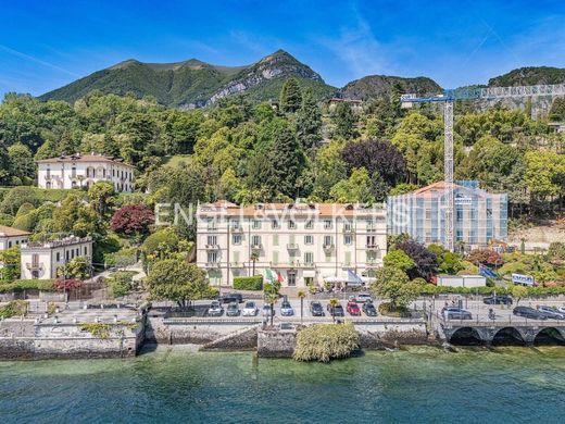 Apartment / Etagenwohnung in Griante, Provincia di Como