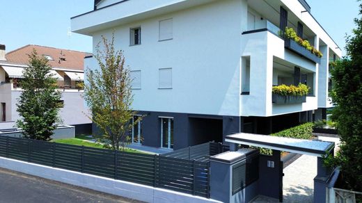 Appartamento a Seregno, Monza e Brianza