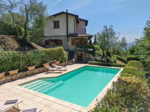 Villa in Fivizzano, Provincia di Massa-Carrara