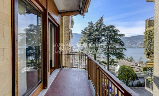 Apartament w Como, Provincia di Como