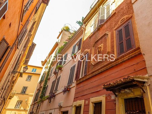 Luxury home in Rome, Latium