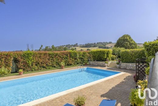 Villa in Sirolo, Provincia di Ancona